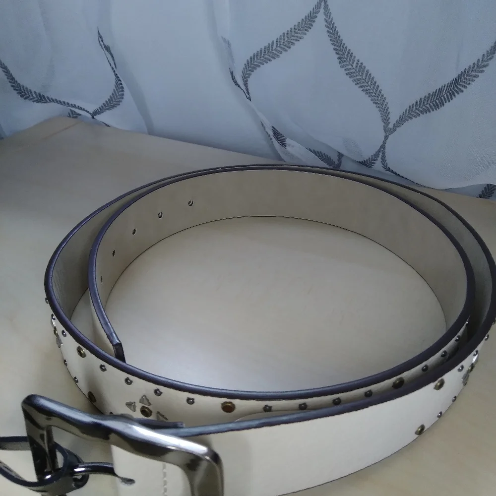 No Boundaries Faux Leather Studded Belt Beige XXL Juniors